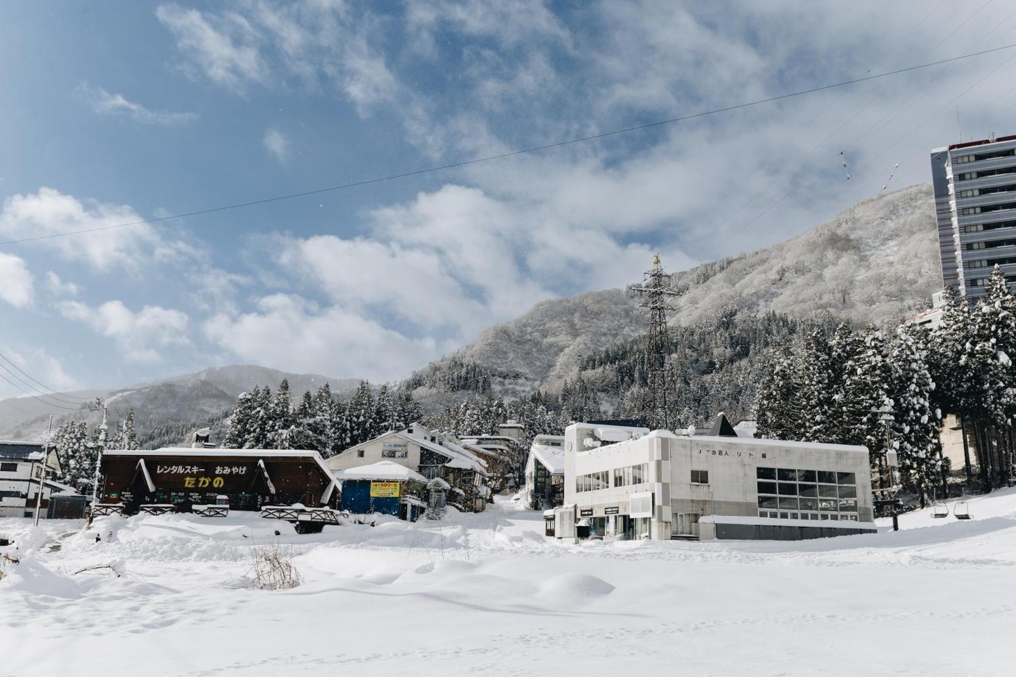 Hotel Justice - Ski In Ski Out Seki  Exterior photo